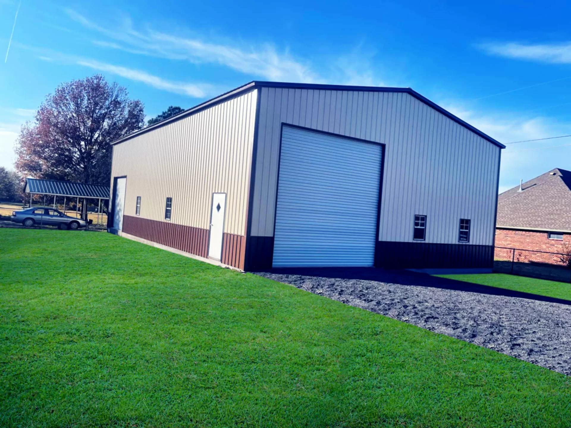 Steel metal building installed in Lawton, Oklahoma by Barn Brothers