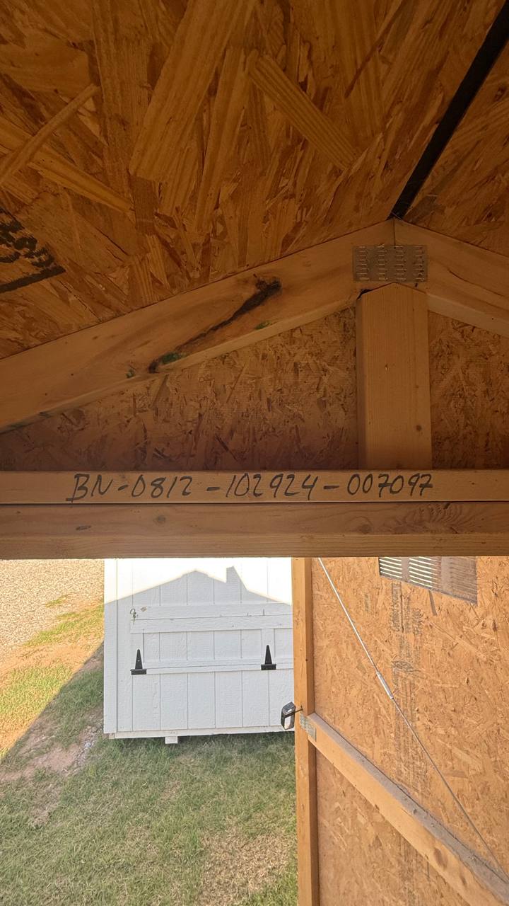 CHICKEN BARN 8X12